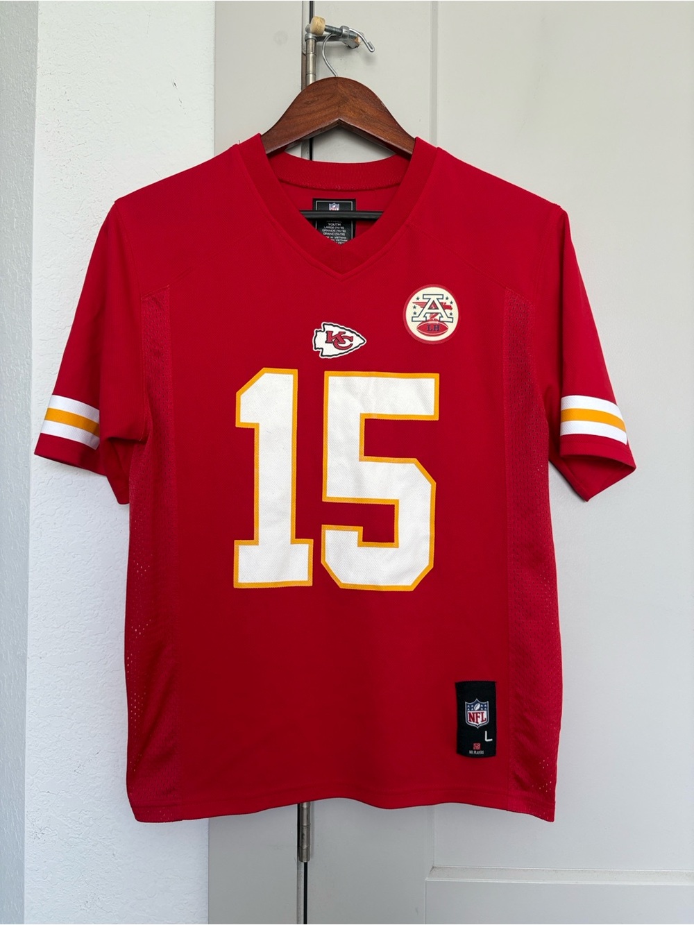 NFL KANSAS CITY #15 PATRICK MAHOMES RED FOOTBALL JERSEY KIDS LARGE